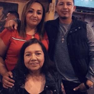 Meet your Posher, Rosario